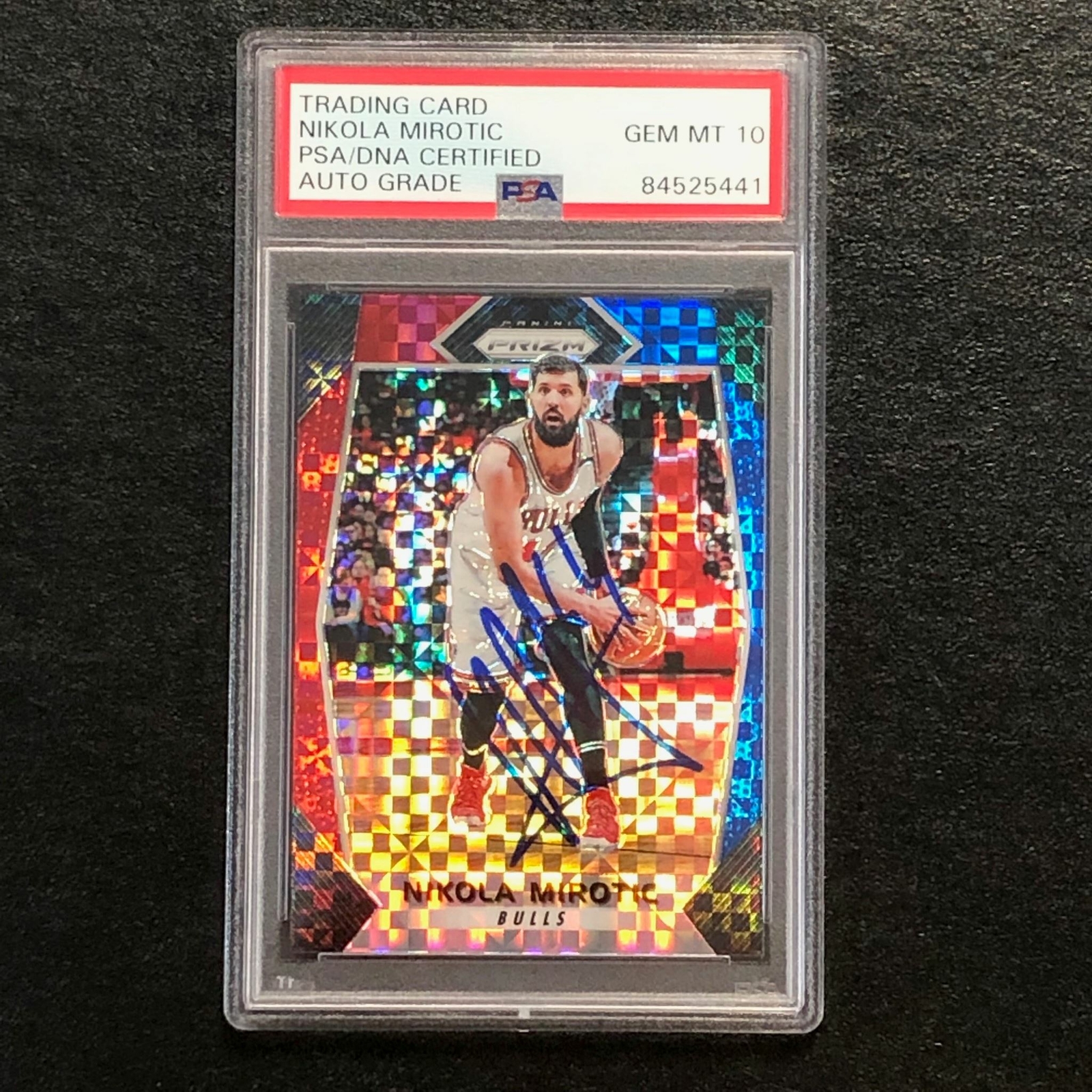 2017-18 Panini Prizm Red White Blue #248 Nikola Mirotic Signed Card AUTO 10 PSA