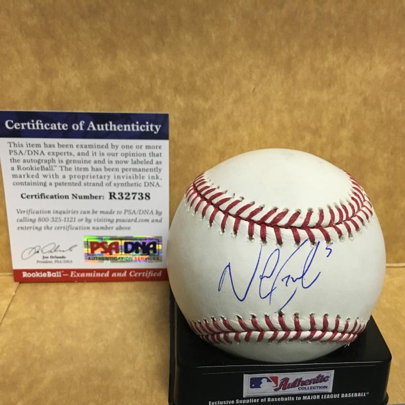 NICK GORDON MINNESOTA TWINS ROOKIE BALL M.L. SIGNED BASEBALL PSA R32738