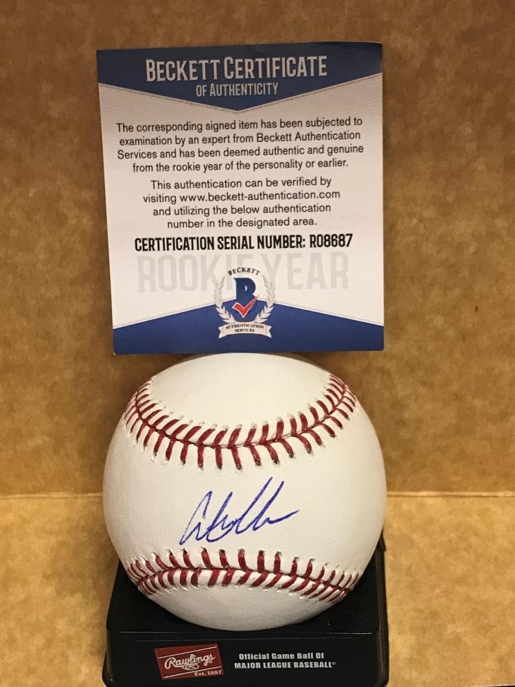 AUSTIN MEADOWS PITTSBURGH PIRATES ROOKIE YEAR SIGNED ML BASEBALL BECKETT R08687