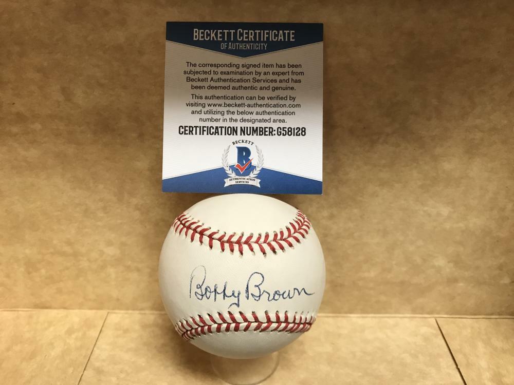 BOBBY BROWN YANKEES A.L. PRESIDENT SIGNED A.L. BASEBALL BECKETT G58128