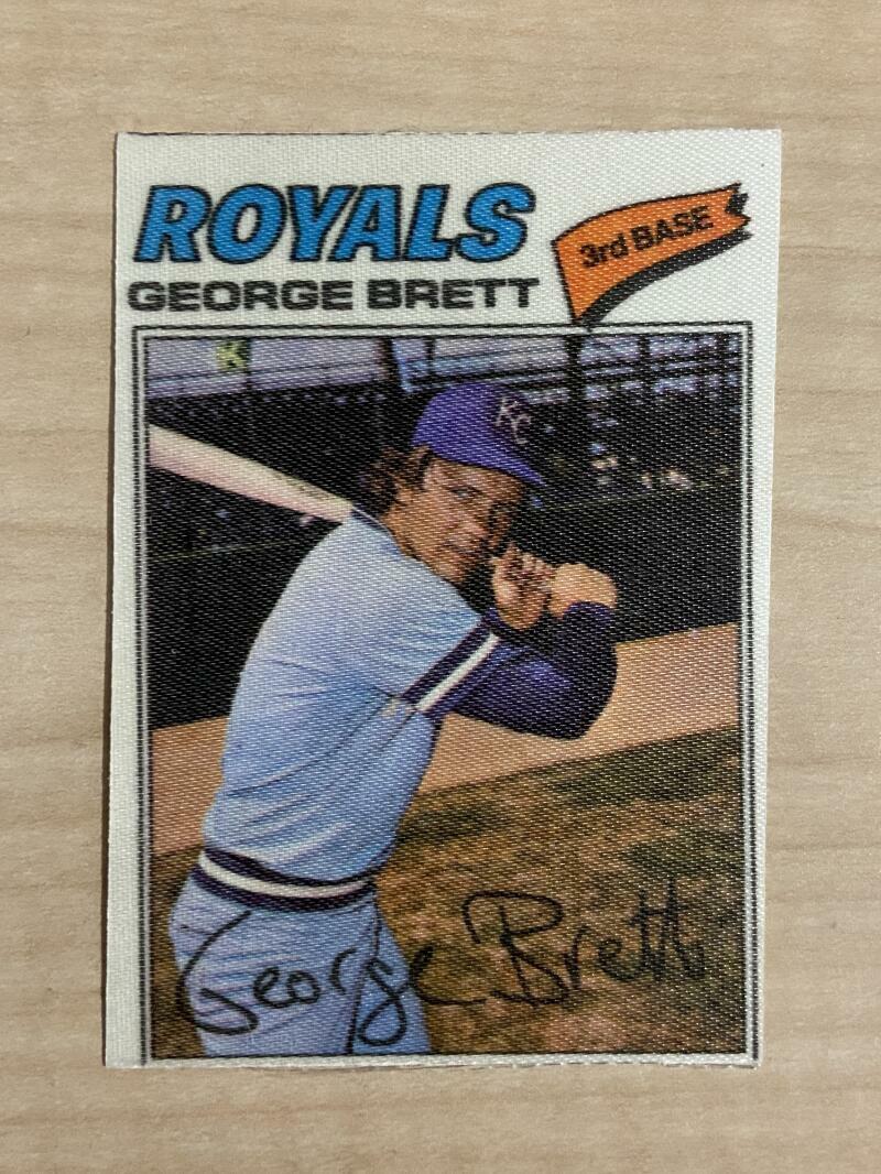 GEORGE BRETT KANSAS CITY ROYALS 1977 TOPPS CLOTH CARD #7