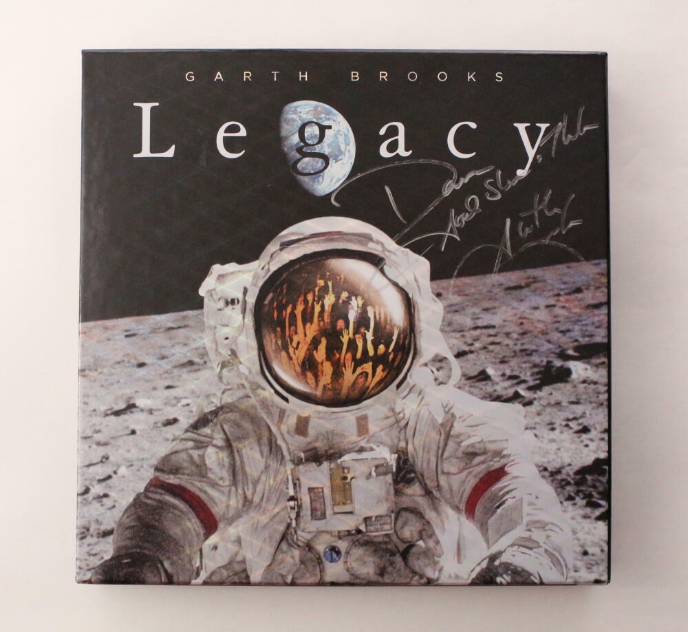 GARTH BROOKS SIGNED AUTOGRAPH LEGACY ALBUM VINYL RECORD BOXED SET - RARE! W/ JSA