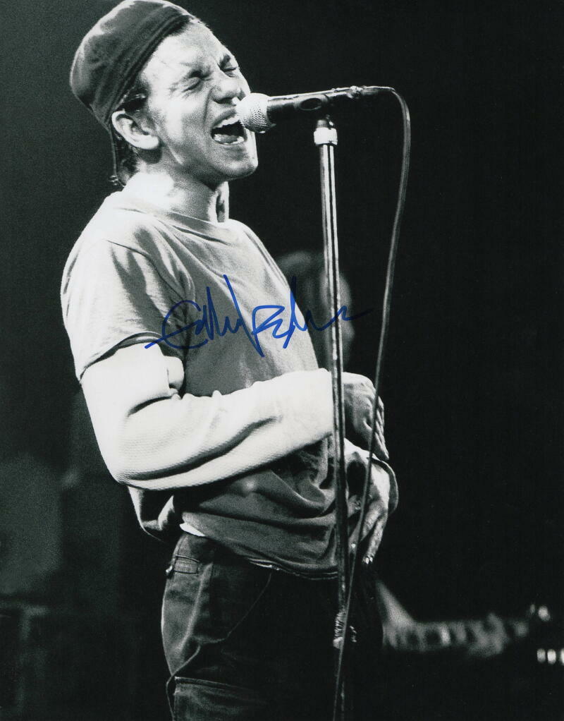 EDDIE VEDDER SIGNED AUTOGRAPH 11X14 PHOTO - PEARL JAM FRONTMAN, TEN, VS. W/ JSA