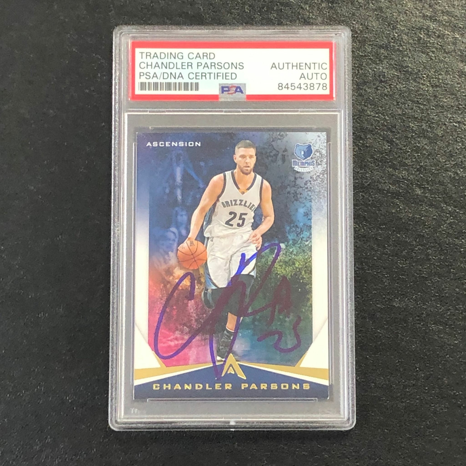 2017-18 Panini Ascension #49 Chandler Parsons Signed Card AUTO PSA/DNA Slabbed M
