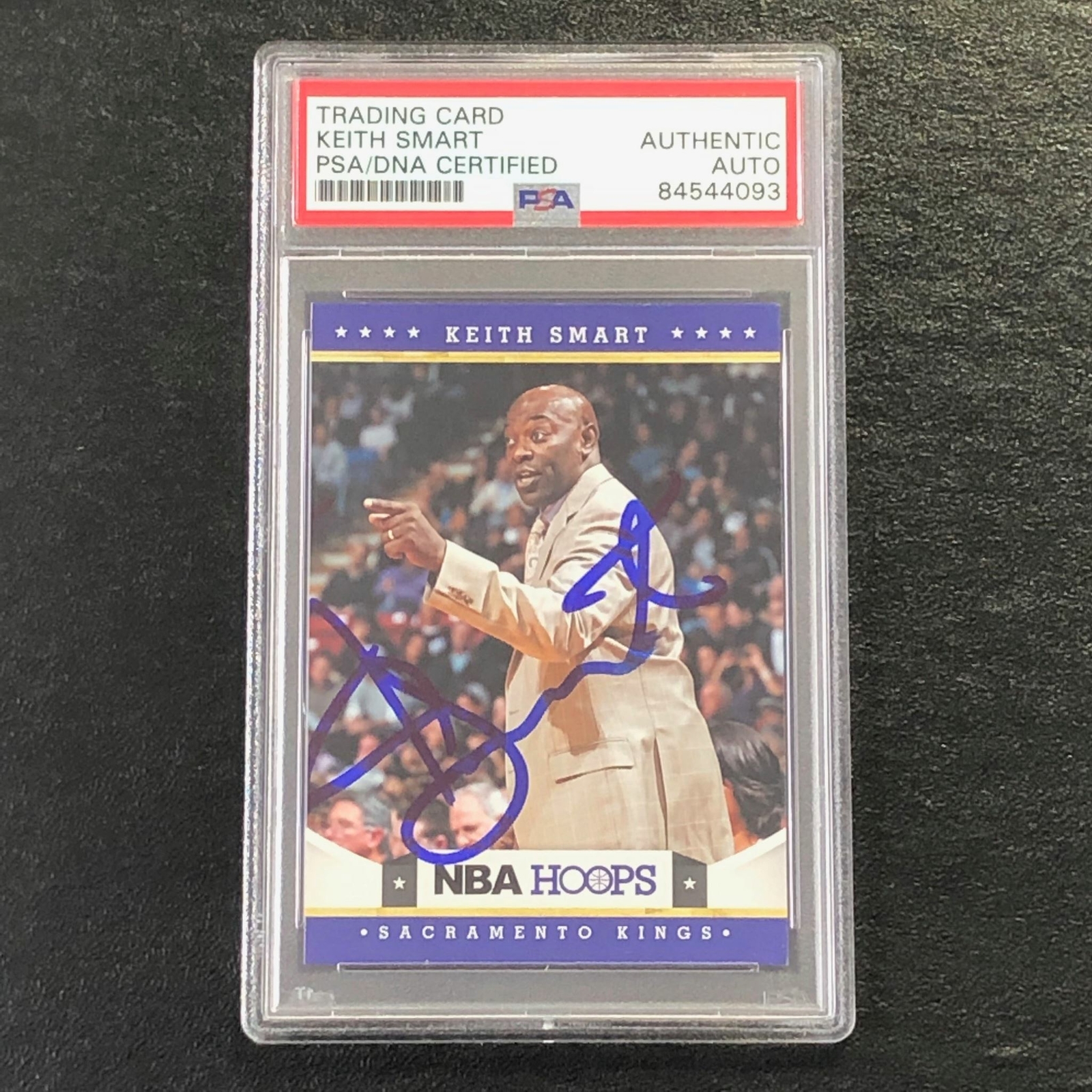 2012-13 NBA HOOPS #217 KEITH SMART SIGNED CARD AUTO PSA SLABBED KINGS COLLECTIBLE MEMORABILIA