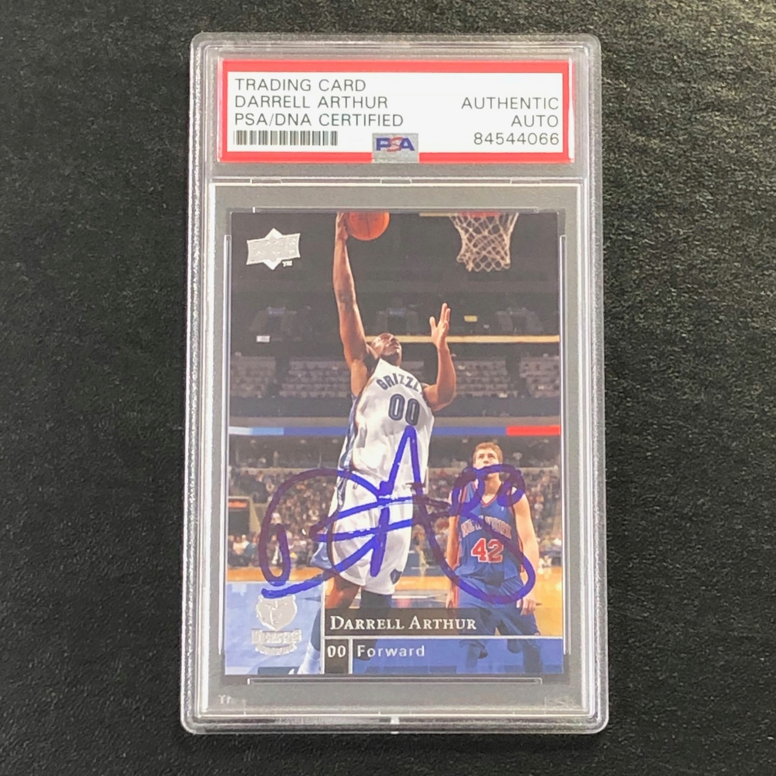 2009-10 Upper Deck #90 Darrell Arthur Signed Card AUTO PSA Slabbed Grizzlies
