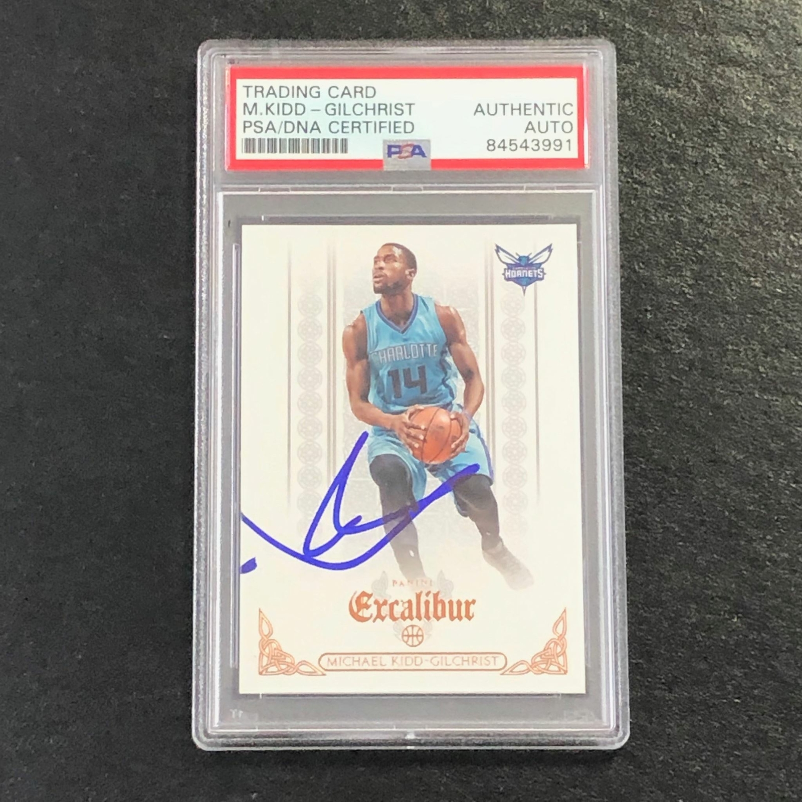 2014-15 Panini Excalibur #81 Michael Kidd-Gilchrist Signed Card AUTO PSA Slabbed
