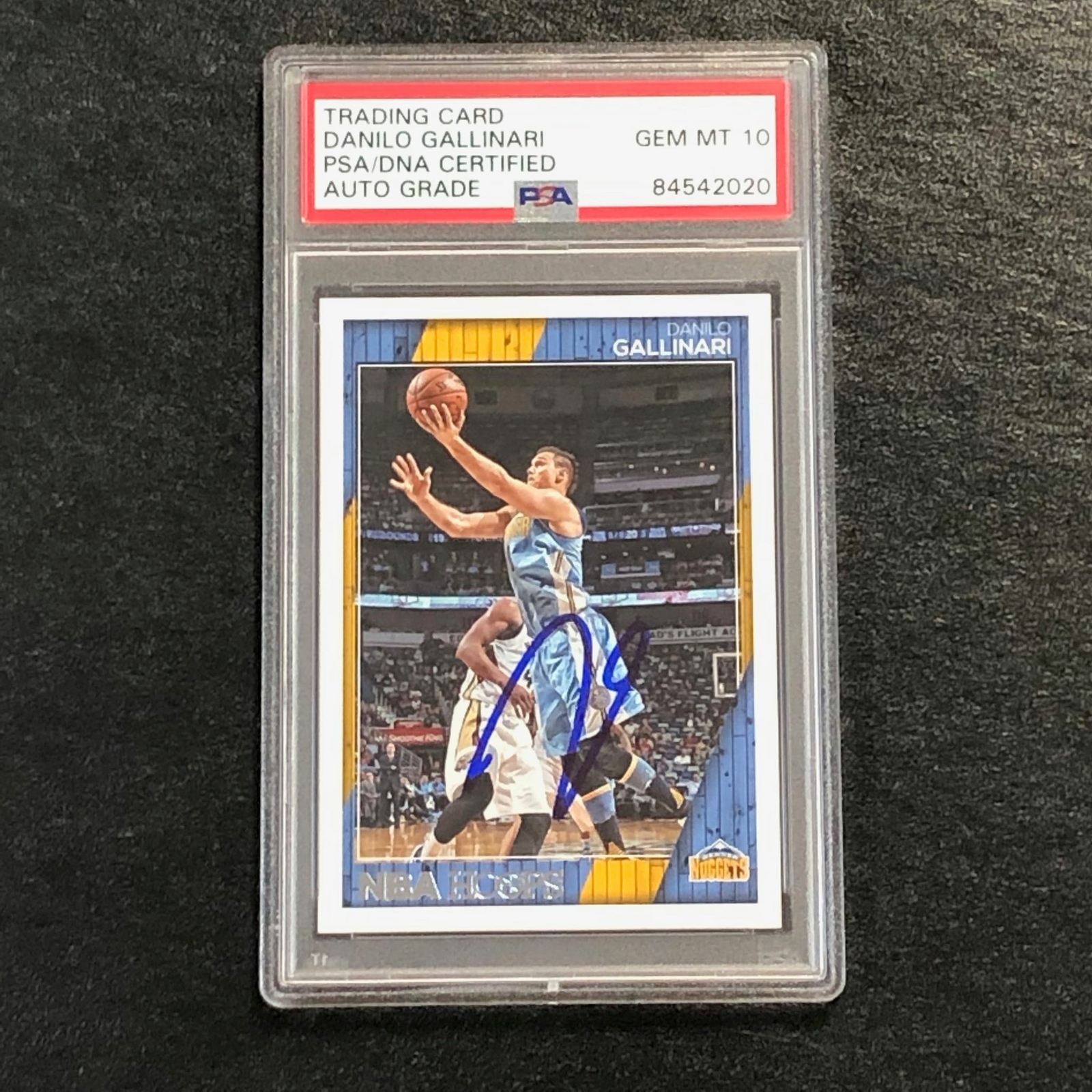 2016-17 NBA Hoops #91 Danilo Gallinari Signed AUTO 10 PSA Slabbed Nuggets
