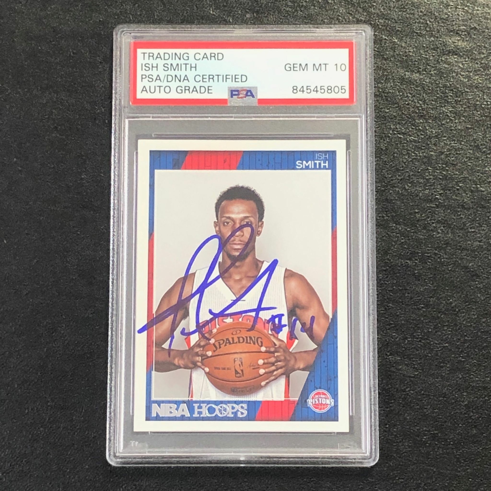 2016-17 NBA Hoops #5 Ish Smith Signed Card AUTO 10 PSA Slabbed Pistons

