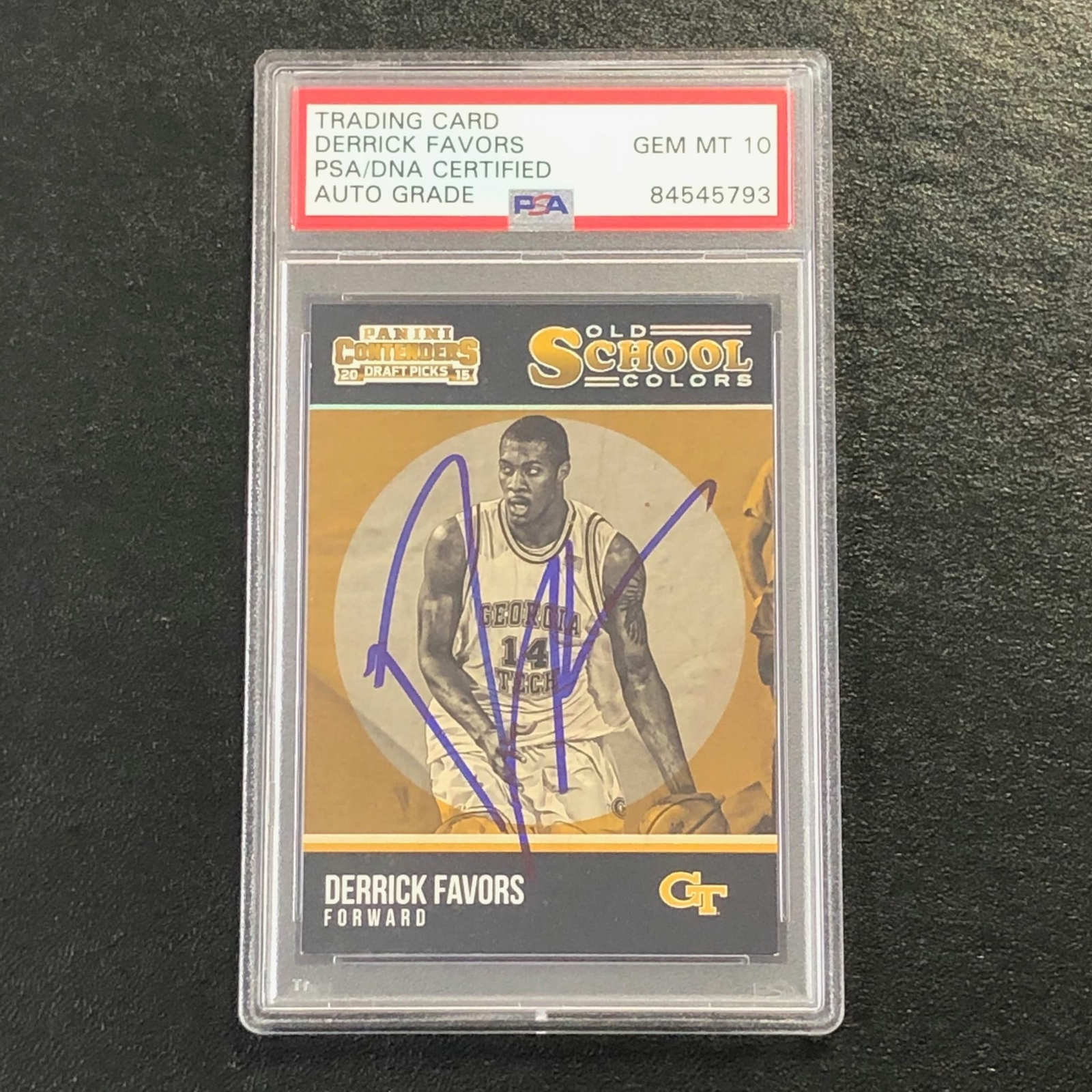 2015-16 Contenders Draft Picks #45 Derrick Favors Signed Card AUTO 10 PSA Slabbe
