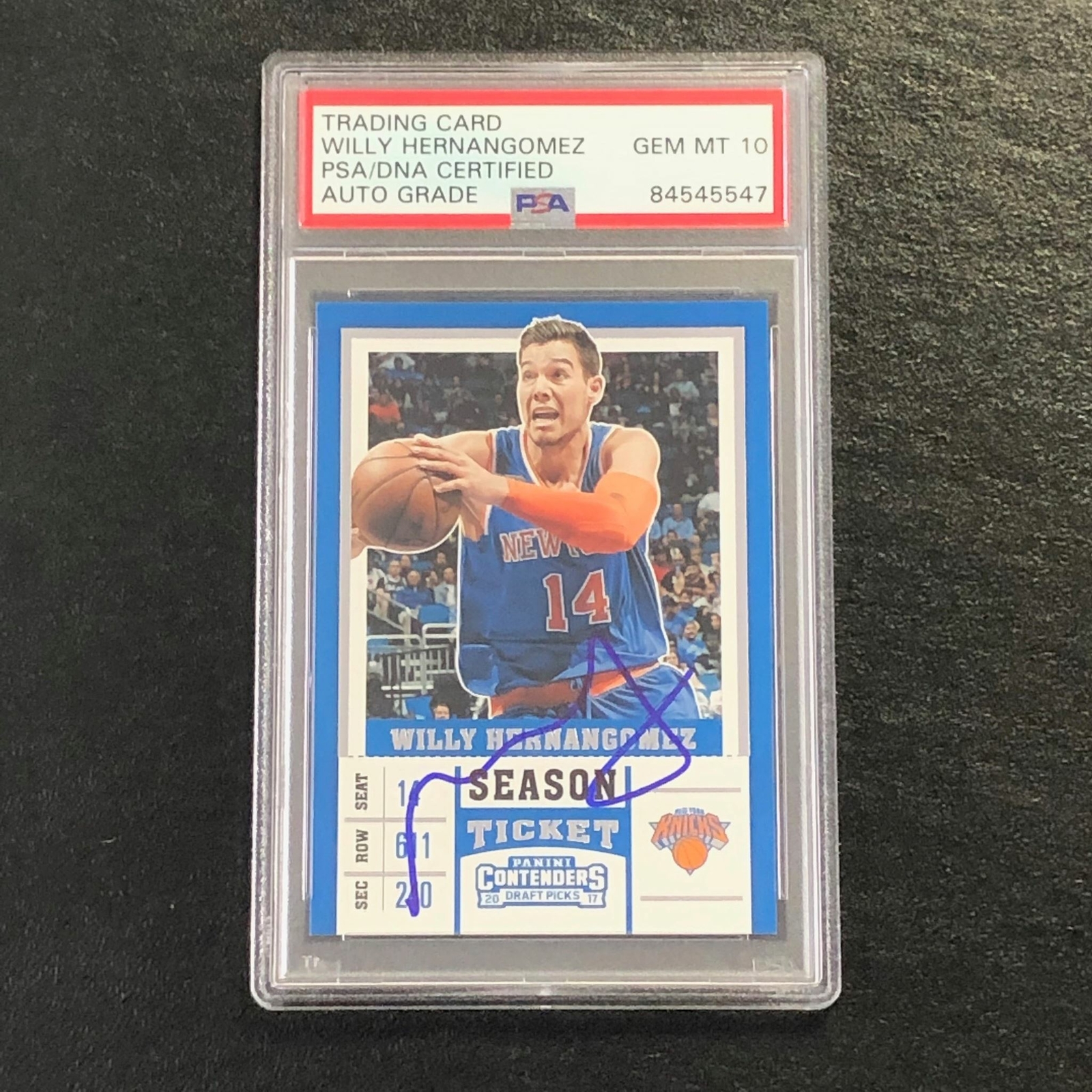 2017-18 Contenders Draft Picks #49 Willy Hernangomez Signed Card AUTO 10 PSA Sla
