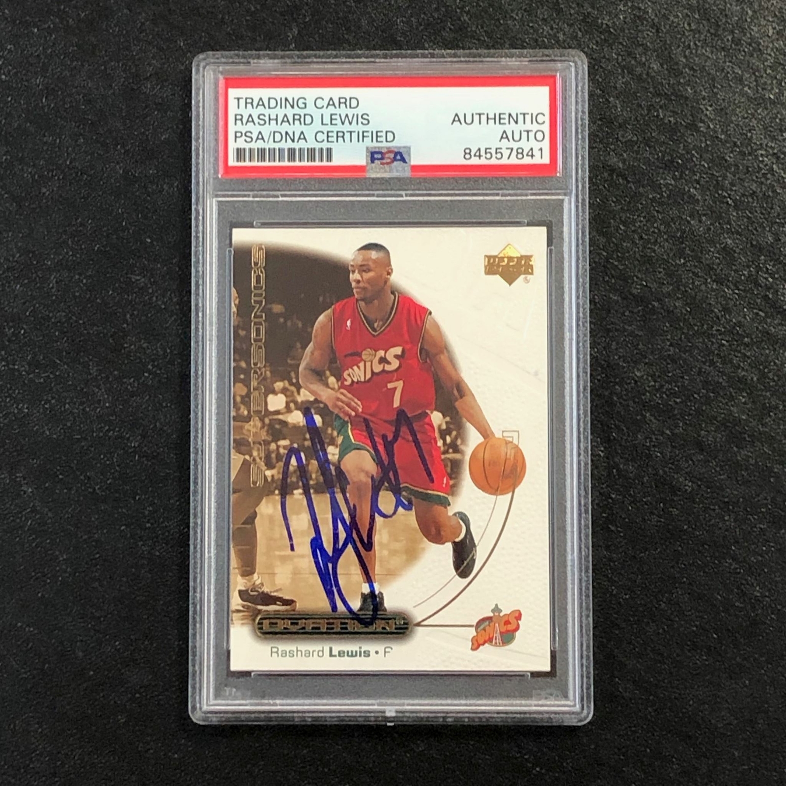 2000-01 Upper Deck Ovation #52 Rashard Lewis Signed Card AUTO PSA/DNA Slabbed S
