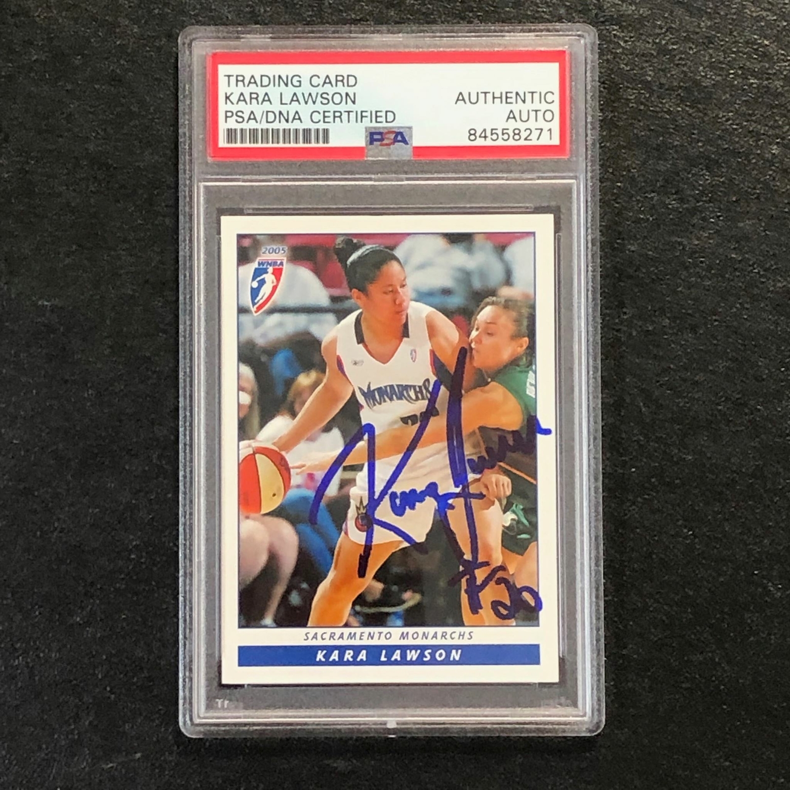 2005 Rittenhouse WNBA #71 Kara Lawson Signed Card AUTO PSA/DNA Slabbed Monarchs
