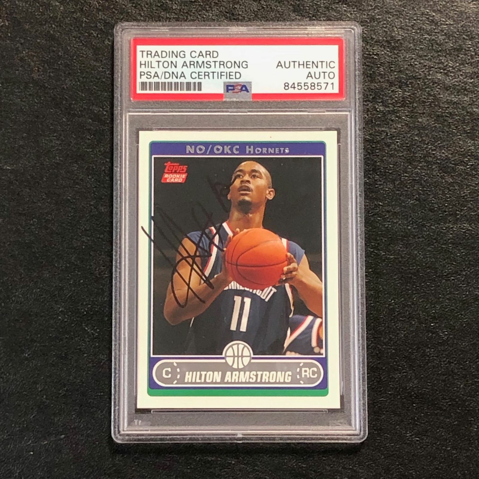 2006-07 Topps #236 Hilton Armstrong Signed Card AUTO PSA/DNA Slabbed RC Rookie
