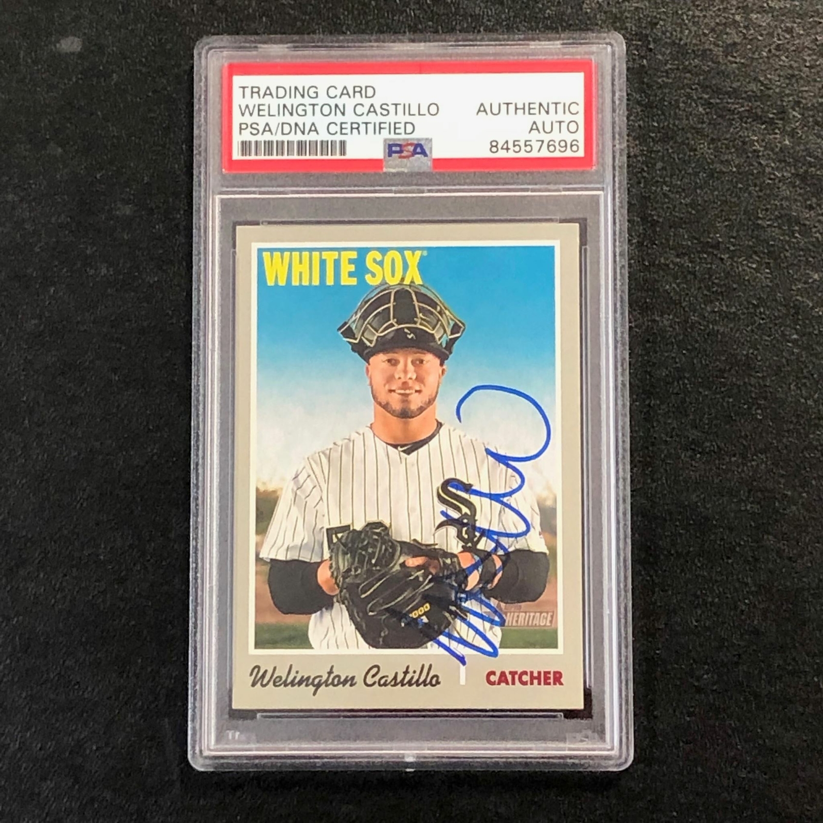 2019 TOPPS HERITAGE #263 WELLINGTON CASTILLO Signed Card PSA Slabbed Auto White
