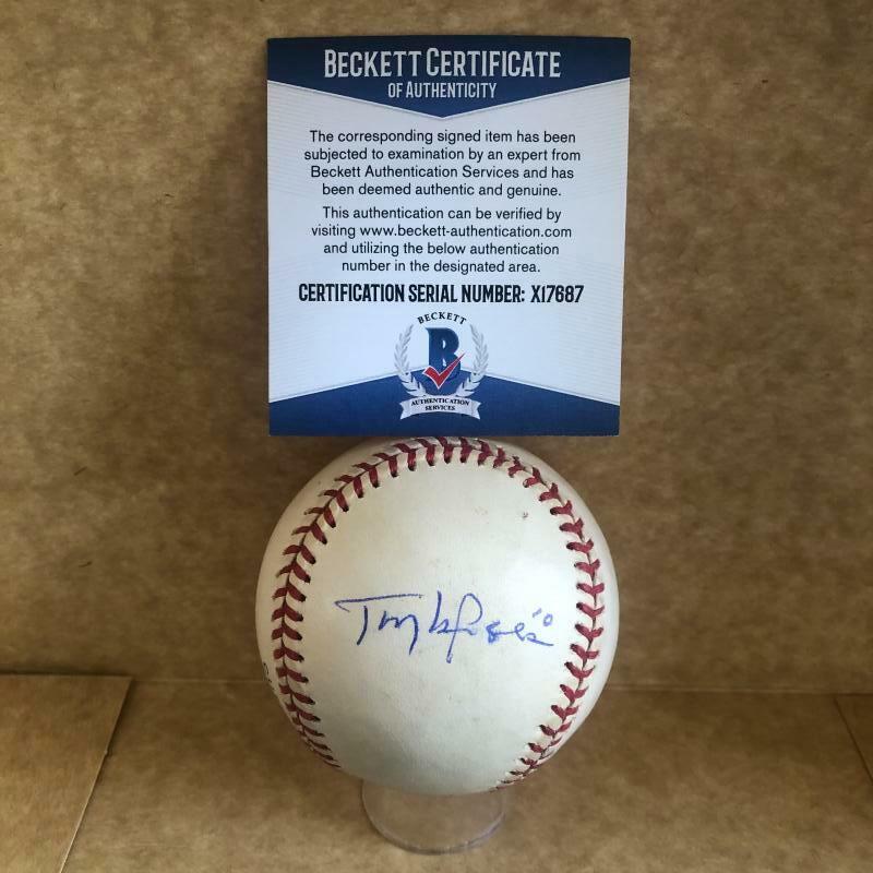 TONY LARUSSA A'S/WHITE SOX SIGNED AUTOGRAPHED A.L. VINTAGE BASEBALL BECKETT X17