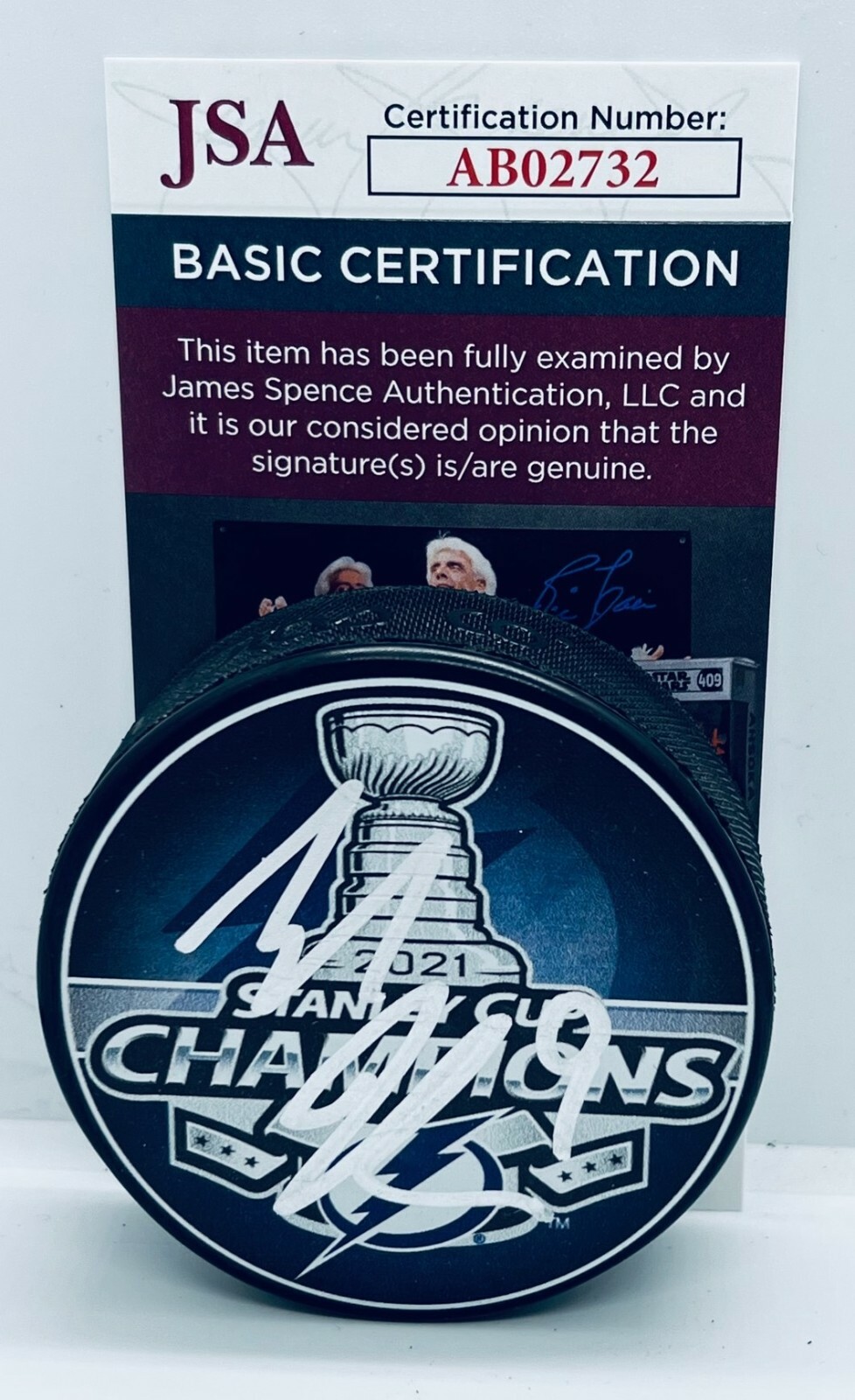 Tyler Johnson signed Tampa Bay Lightning 2021 Stanley Cup Champs Puck JSA