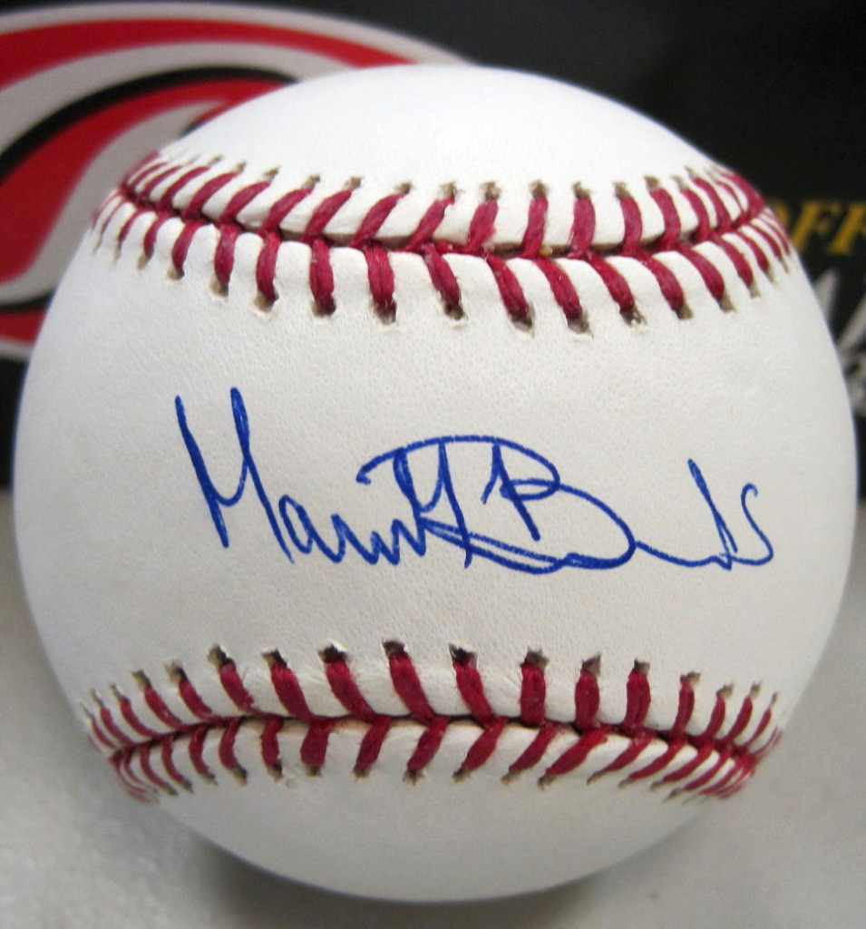 MANNY BANUELOS NEW YORK YANKEES AUTOGRAPHED SIGNED OFFICIAL ML BALL W/COA

