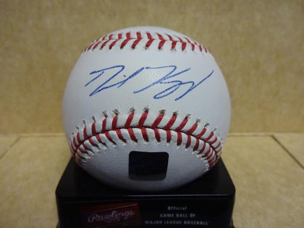 DAVID KRYNZEL MILWAUKEE BREWERS TOPPS HOLOGRAM SIGNED M.L. BASEBALL W/COA
