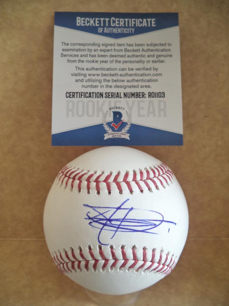 JOSE PUJOLS PHILADELPHIA PHILLIES ROOKIE YEAR SIGNED M.L BASEBALL BECEKTT R01103
