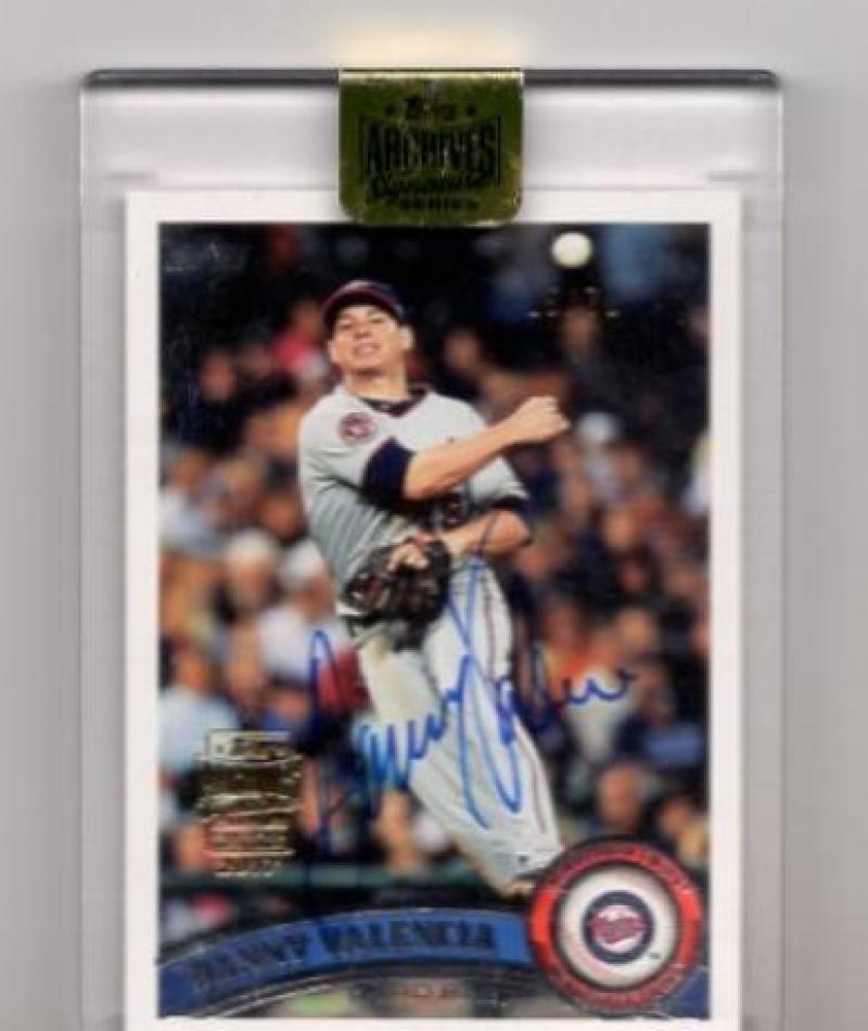 2017 TOPPS ARCHIVES SIGNATURES 2011 DANNY VALENCIA 15/70
