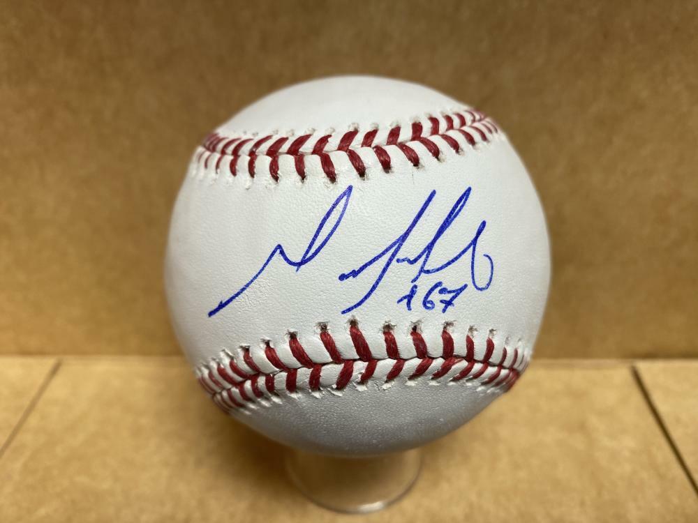 MAURICIO ROBLES PHILADELPHIA PHILLIES SIGNED AUTOGRAPHED M.L. BASEBALL W/ COA