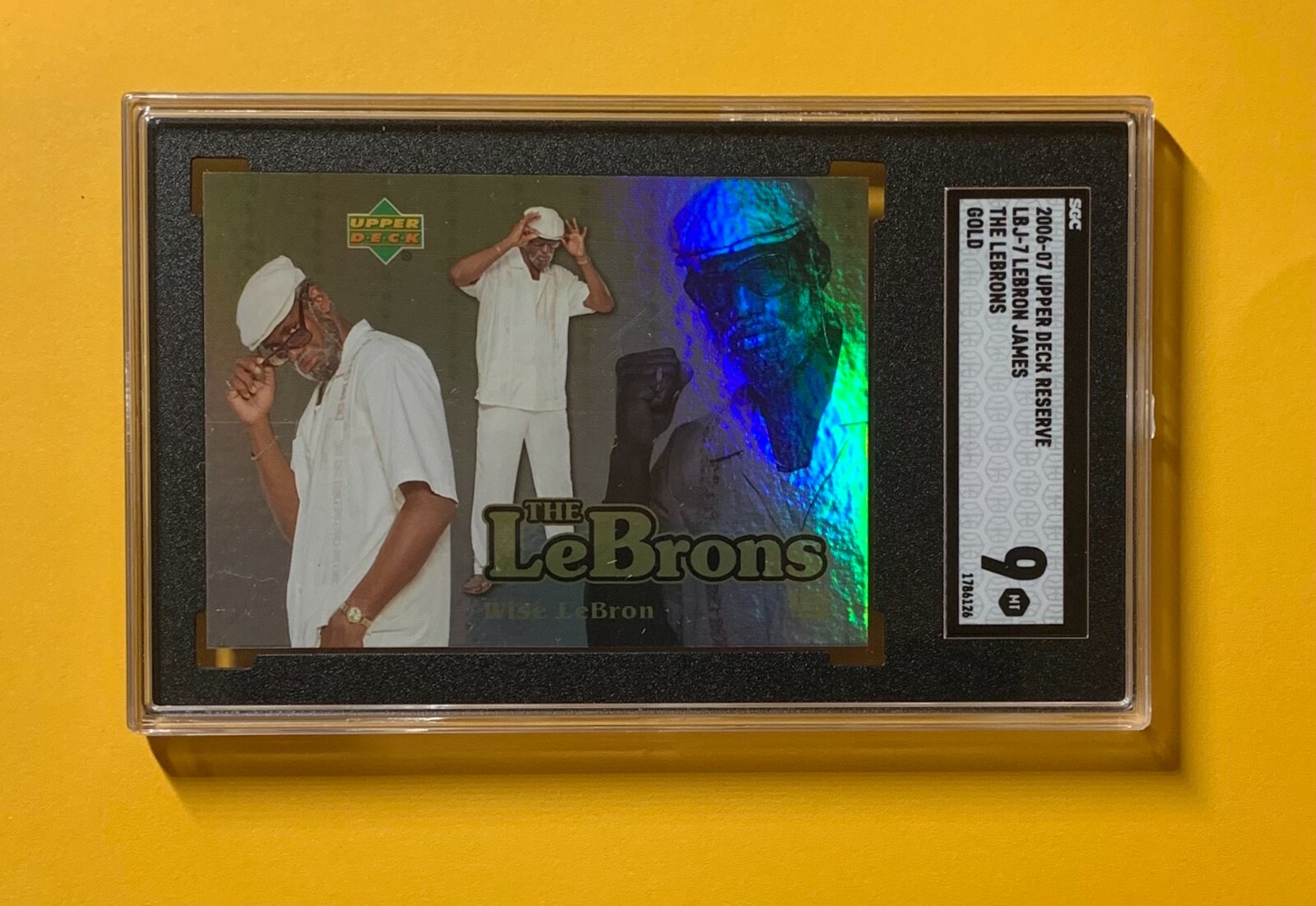2006-07 UPPER DECK RESERVE LEBRON JAMES THE LEBRONS GOLD #LNJ-7 LAKERS