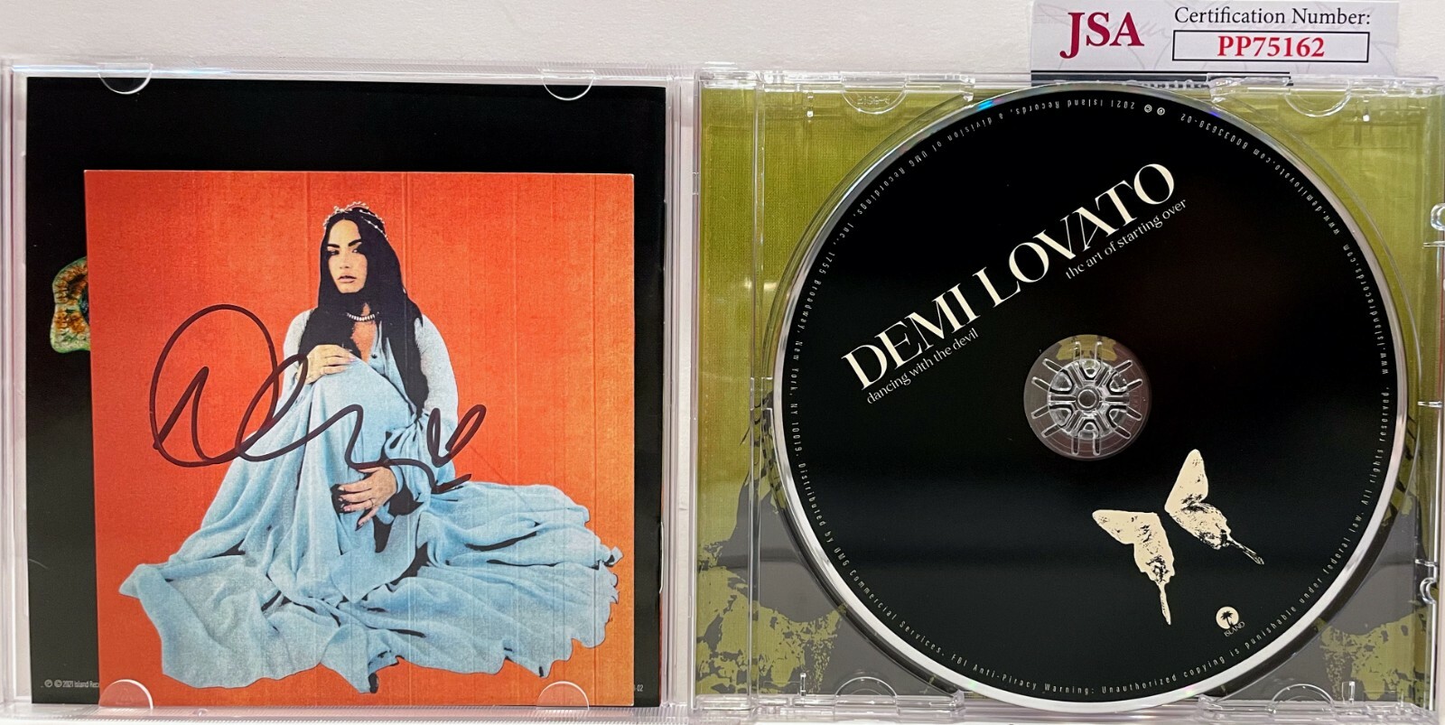 DEMI LOVATO Signed Autograph CD 