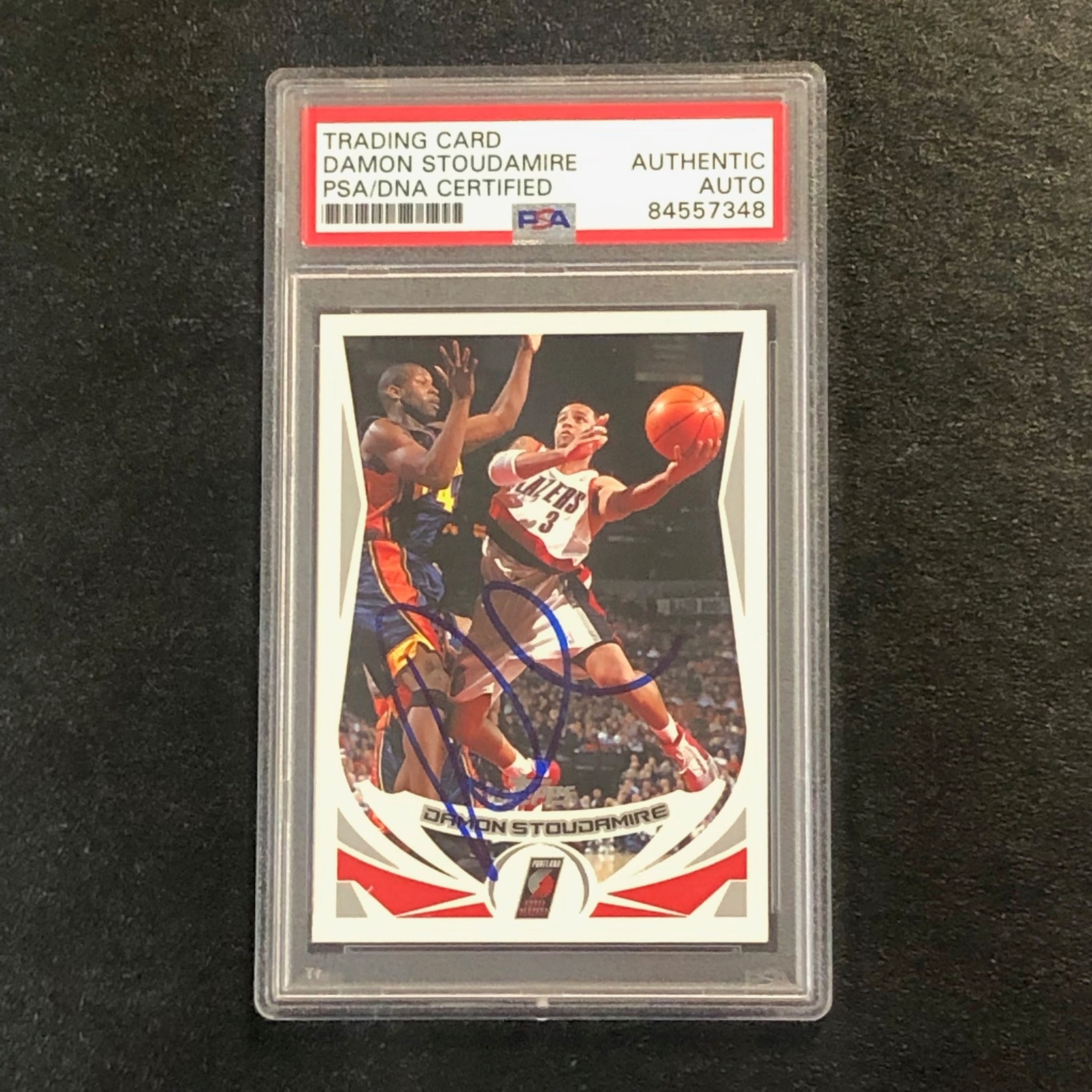 2004-05 Topps #174 DAMON STOUDAMIRE Signed Card AUTO PSA Slabbed
