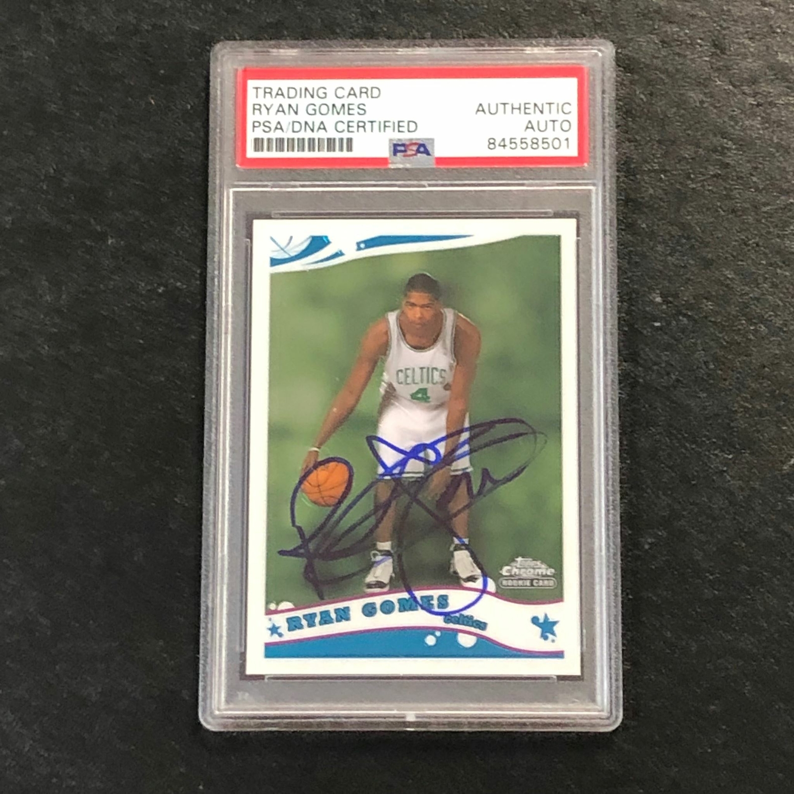 2005-06 Topps Chrome Basketball #185 Ryan Gomes Signed Card AUTO PSA Slabbed RC
