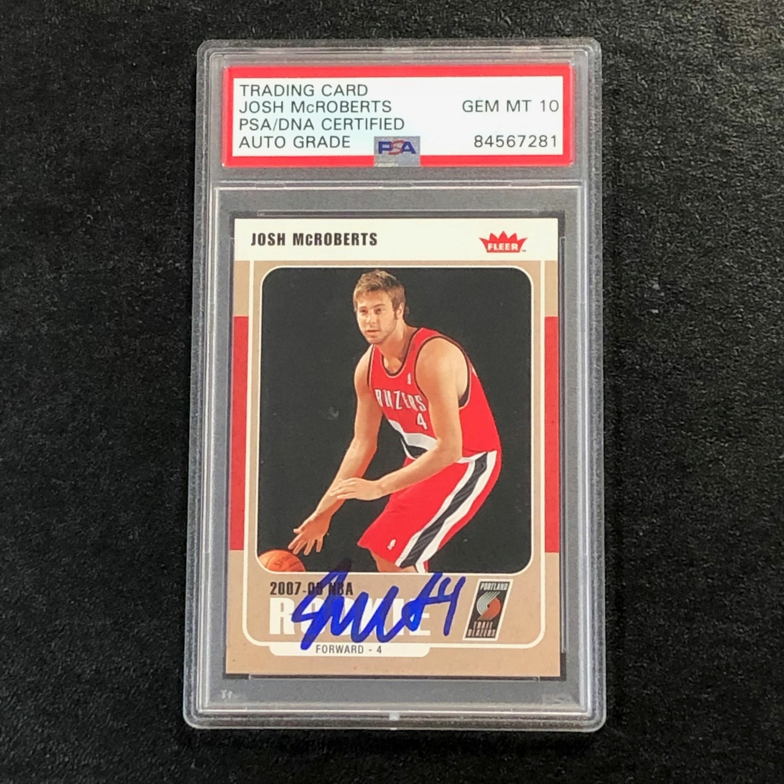 2007-08 Fleer #221 Josh McRoberts Signed Rookie Card AUTO 10 PSA Slabbed RC Blaz
