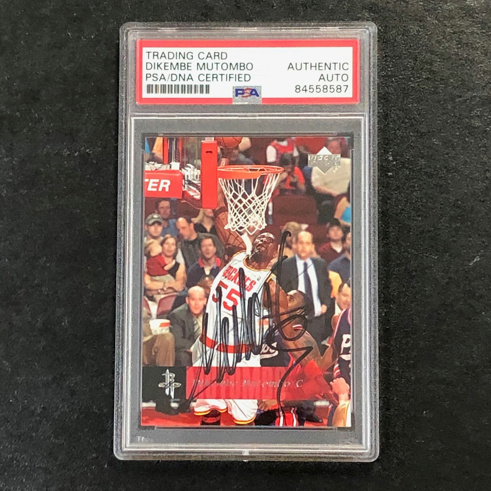 2006-07 Upper Deck #67 Dikembe Mutombo Signed Card AUTO PSA Slabbed Rockets
