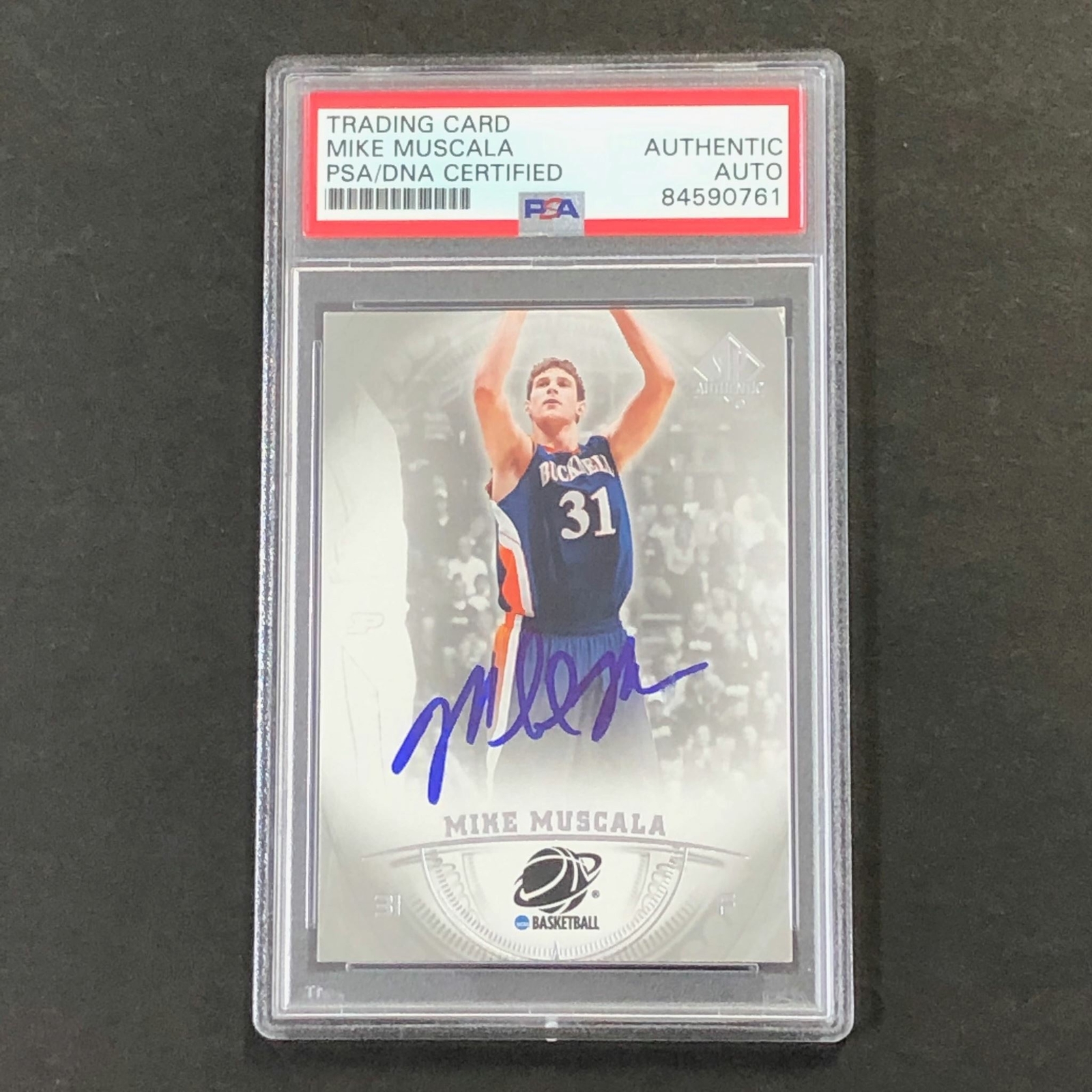 2013-14 SP Authentic #41 Mike Muscala Signed Card AUTO PSA Slabbed