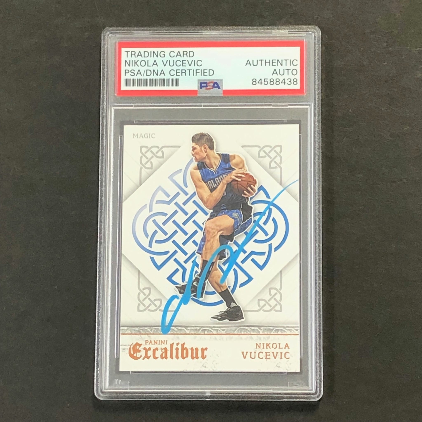 2015-16 Panini Excalibur #114 Nikola Vucevic Signed Card AUTO PSA Slabbed Magic