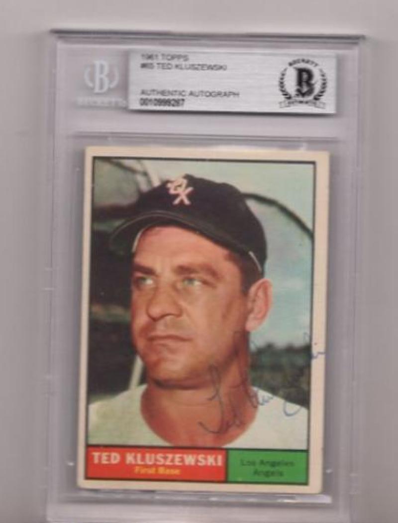 1961 TOPPS TED KLUSZEWSKI ANGELS SIGNED CARD BECKETT AUTHENTIC AUTO VINTAGE COLLECTIBLE MEMORABILIA