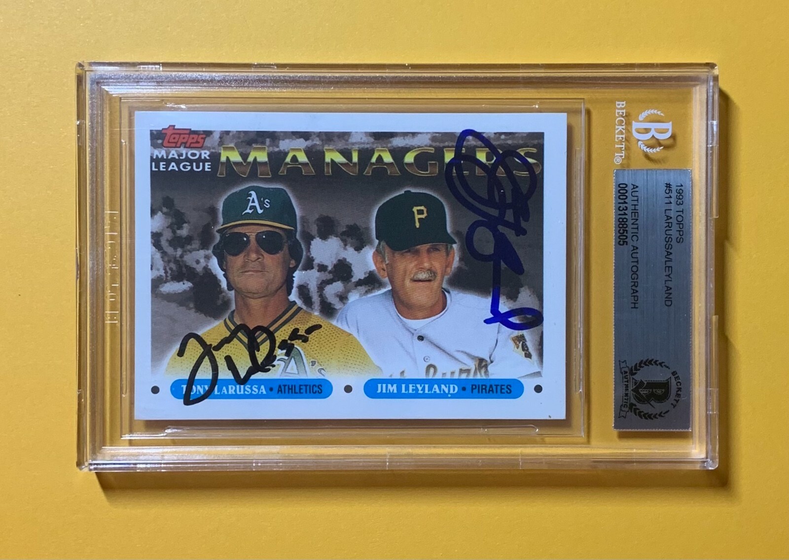 1983 TOPPS TONY LARUSSA JIM LEYLAND DUAL AUTHENTIC AUTOGRAPHS BECKETT CERTIFIED
