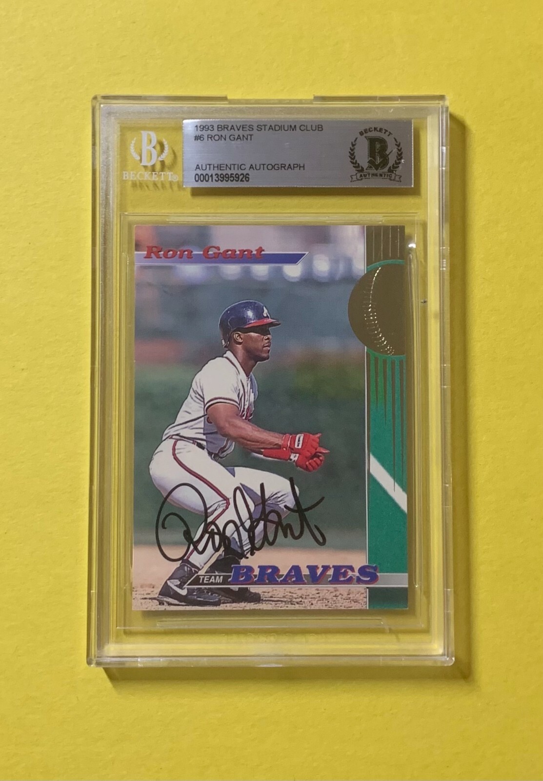 1993 BRAVES STADIUM CLUB RON GANT #6 AUTHENTIC AUTO BECKETT CERTIFIED BRAVES

