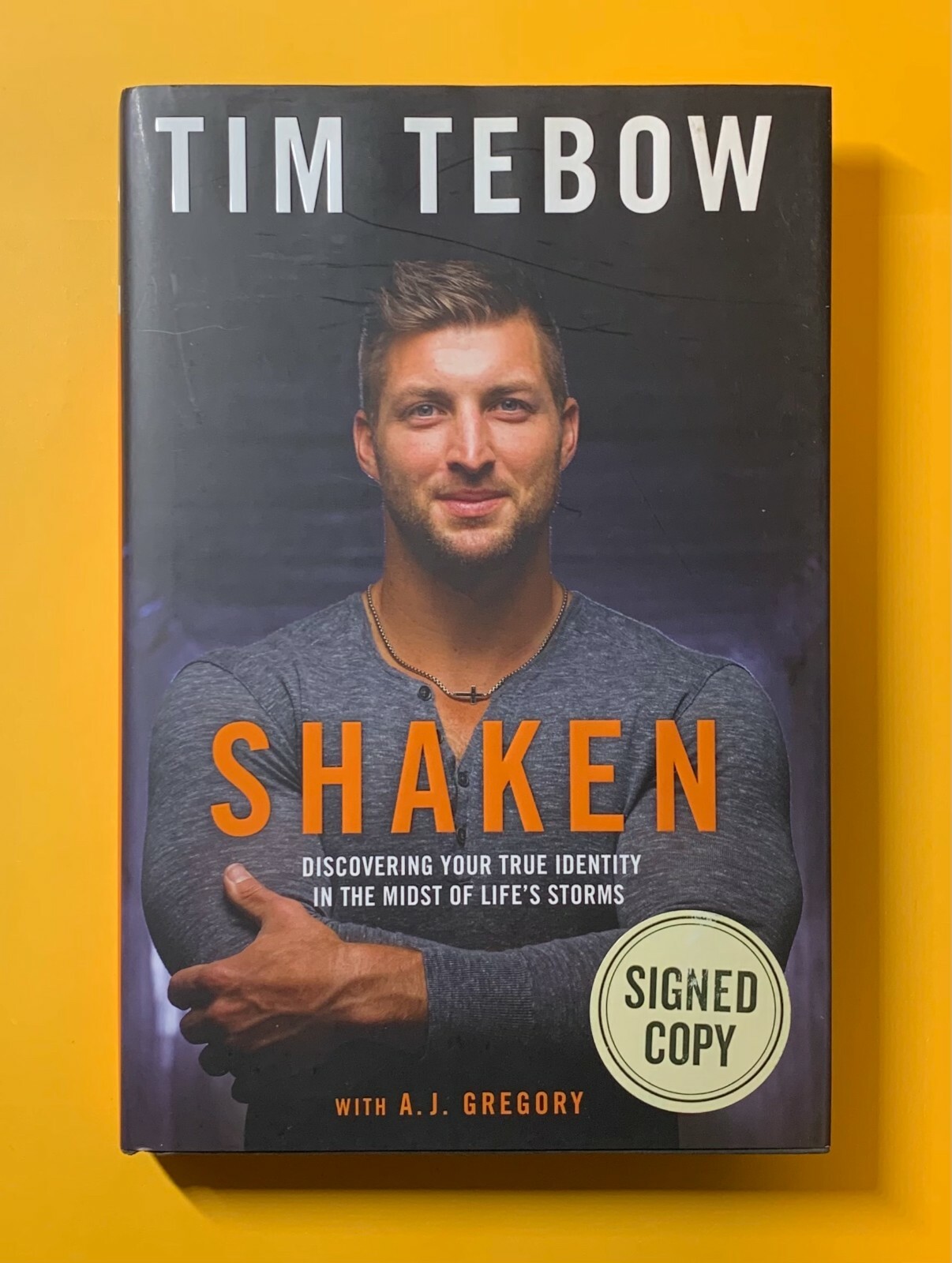 TIM TEBOW SIGNED BOOK SHAKEN W/ BECKETT COA