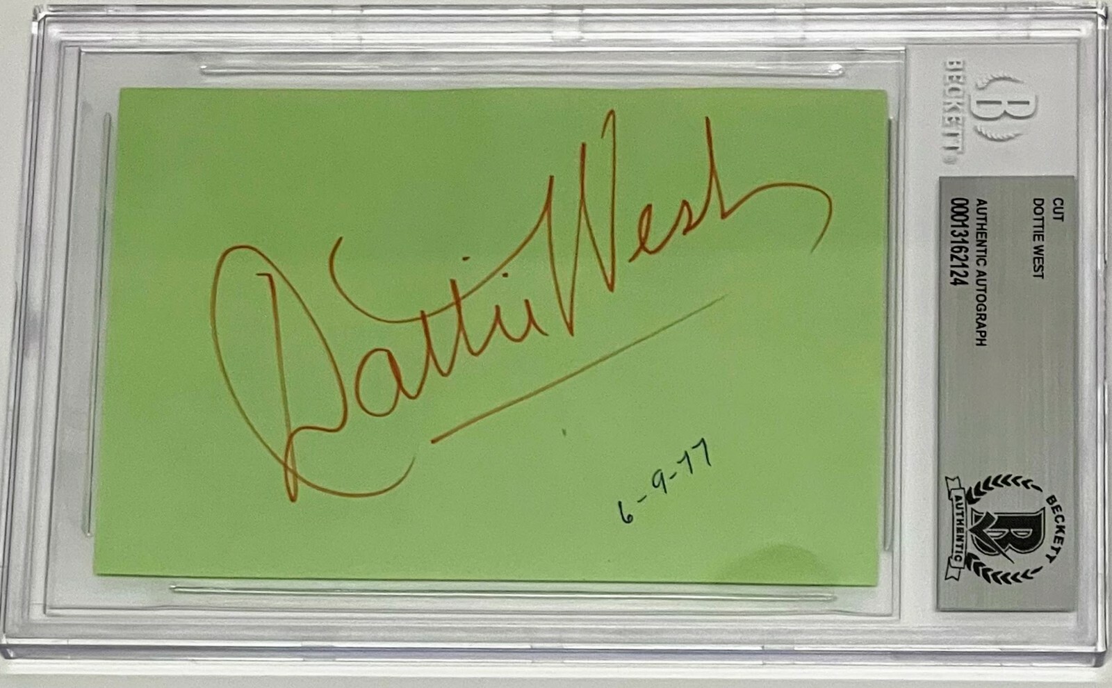 DOTTIE WEST Signed Autograph Encapsulated Album Page 06-09-1977 Slabbed BAS
