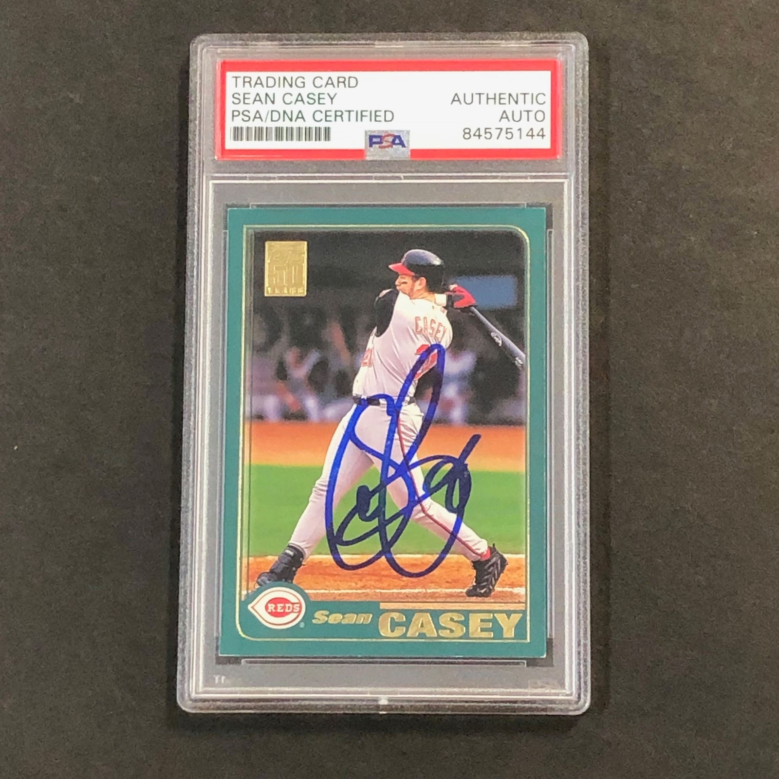 2001 TOPPS #570 SEAN CASEY SIGNED CARD PSA SLABBED AUTO REDS COLLECTIBLE MEMORABILIA