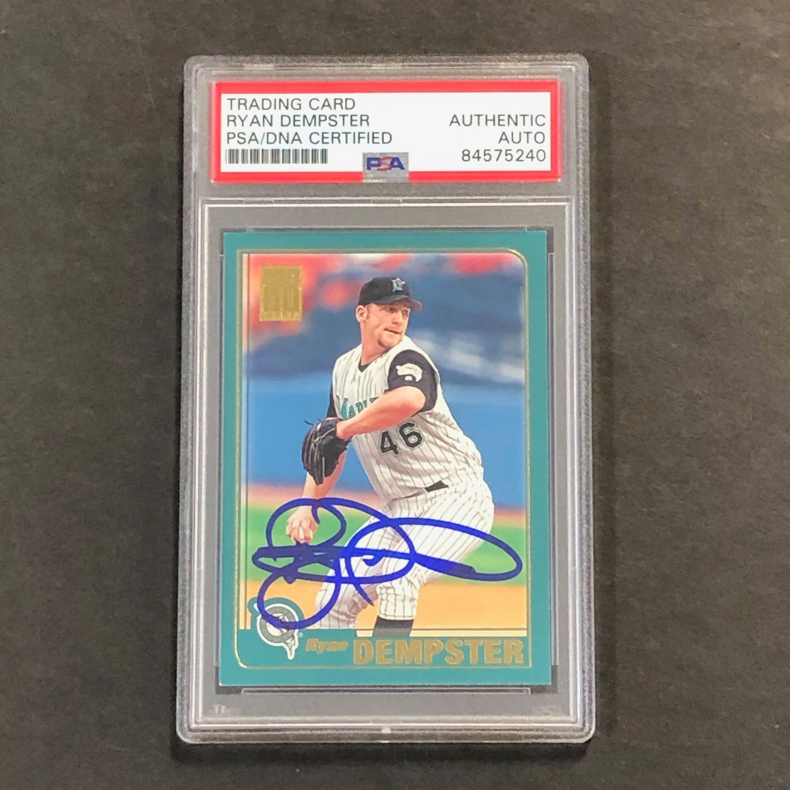 2001 TOPPS #716 RYAN DEMPSTER CARD PSA SLABBED AUTO MARLINS COLLECTIBLE MEMORABILIA