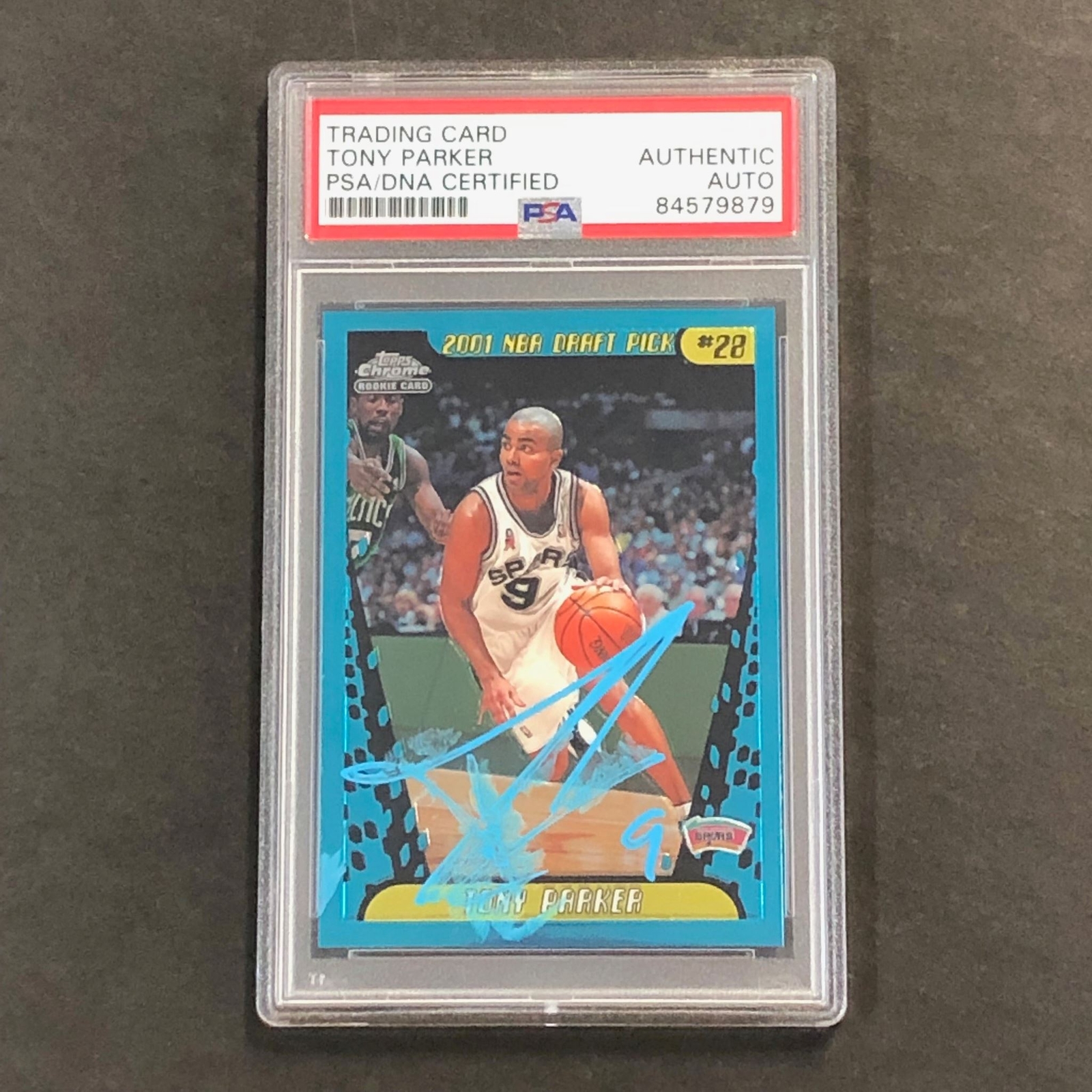 2001 TOPPS CHROME #15 TONY PARKER SIGNED CARD AUTO PSA SLABBED AUTOGRAPHED RC SP COLLECTIBLE MEMORABILIA