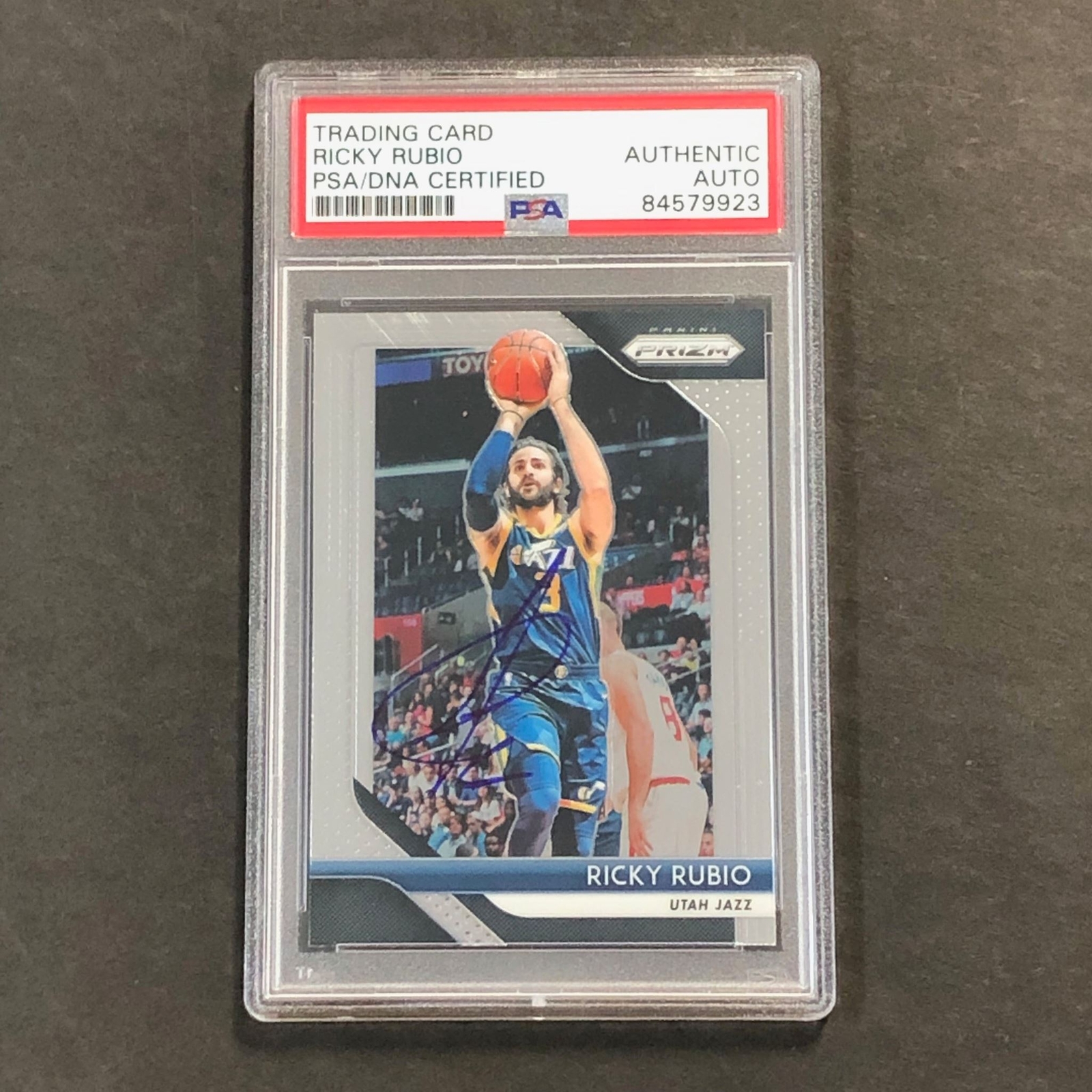 2018-19 Panini Prizm #133 Ricky Rubio Signed Card AUTO PSA Slabbed Jazz