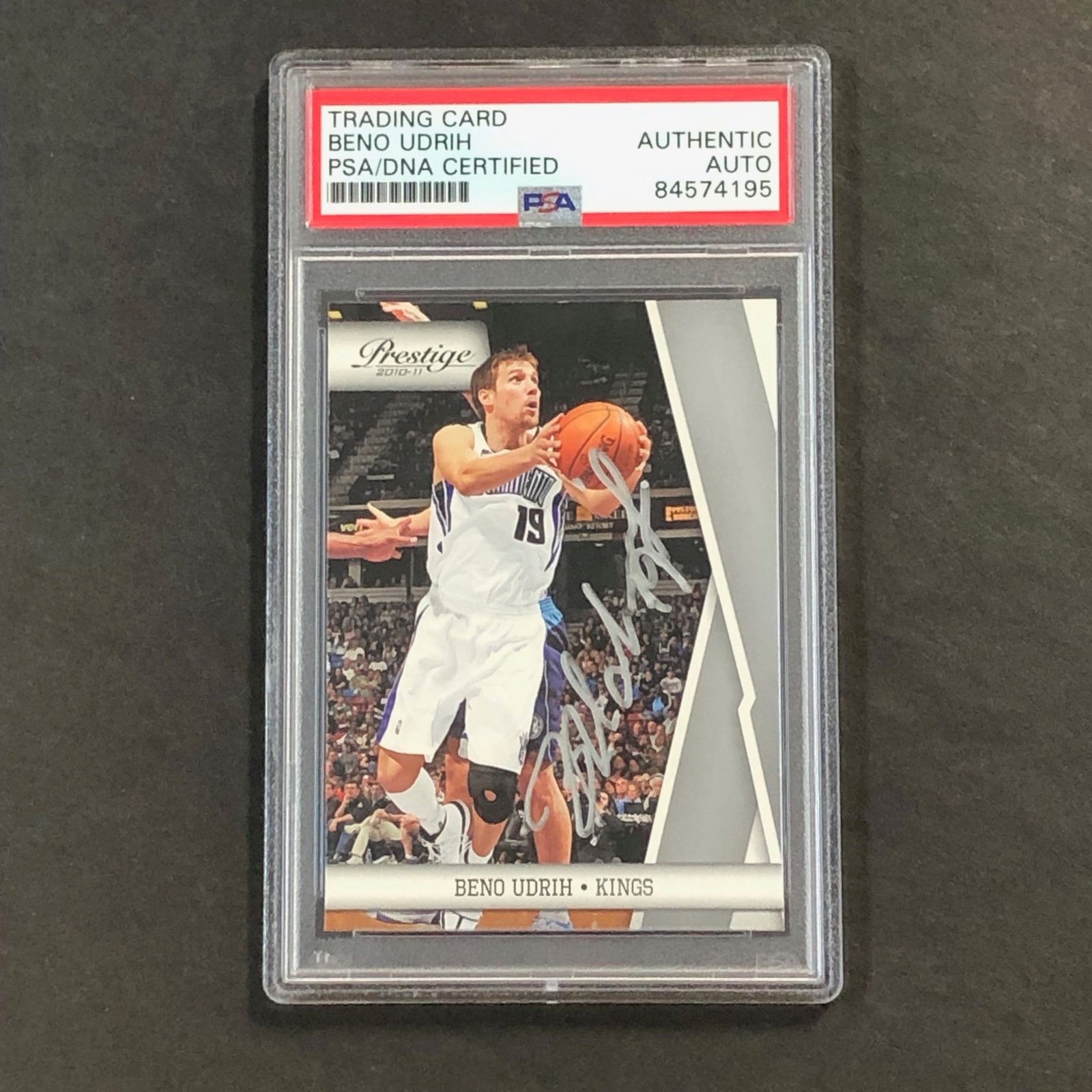 2010-11 Panini Prestige #101 Beno Udrih Signed Card AUTO PSA Slabbed Kings