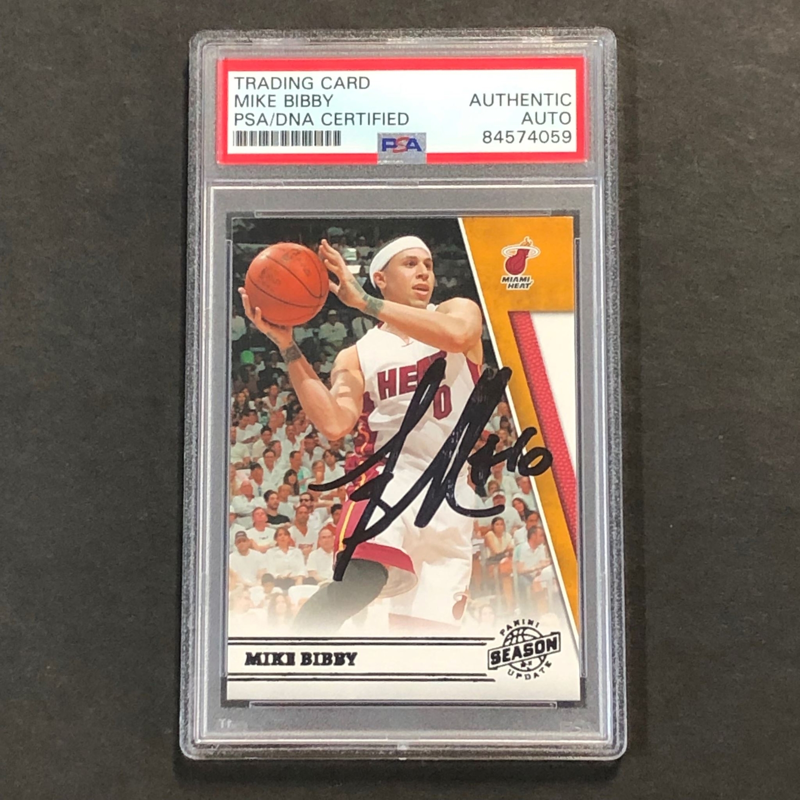 2010-11 Panini Season Update #84 Mike Bibby Signed Card AUTO PSA Slabbed Heat