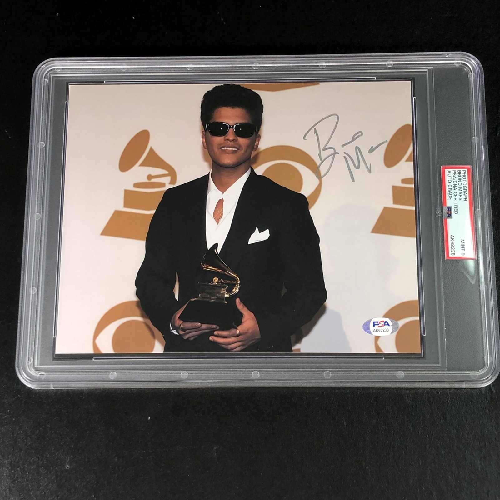 Bruno Mars Signed 8x10 Photo PSA Encapsulated Auto 9 Mint
