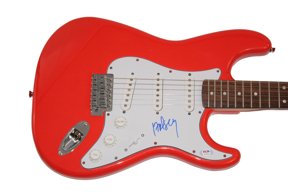 HALSEY SIGNED AUTOGRAPH FULL SIZE RED FENDER ELECTRIC GUITAR - MANIC W/ PSA COA