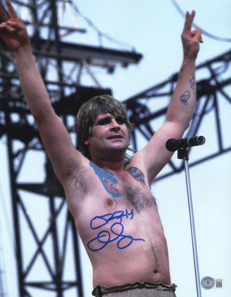 OZZY OSBOURNE SIGNED 11X14 PHOTO BLACK SABBATH AUTOGRAPH BECKETT WITNESS HOLO 31