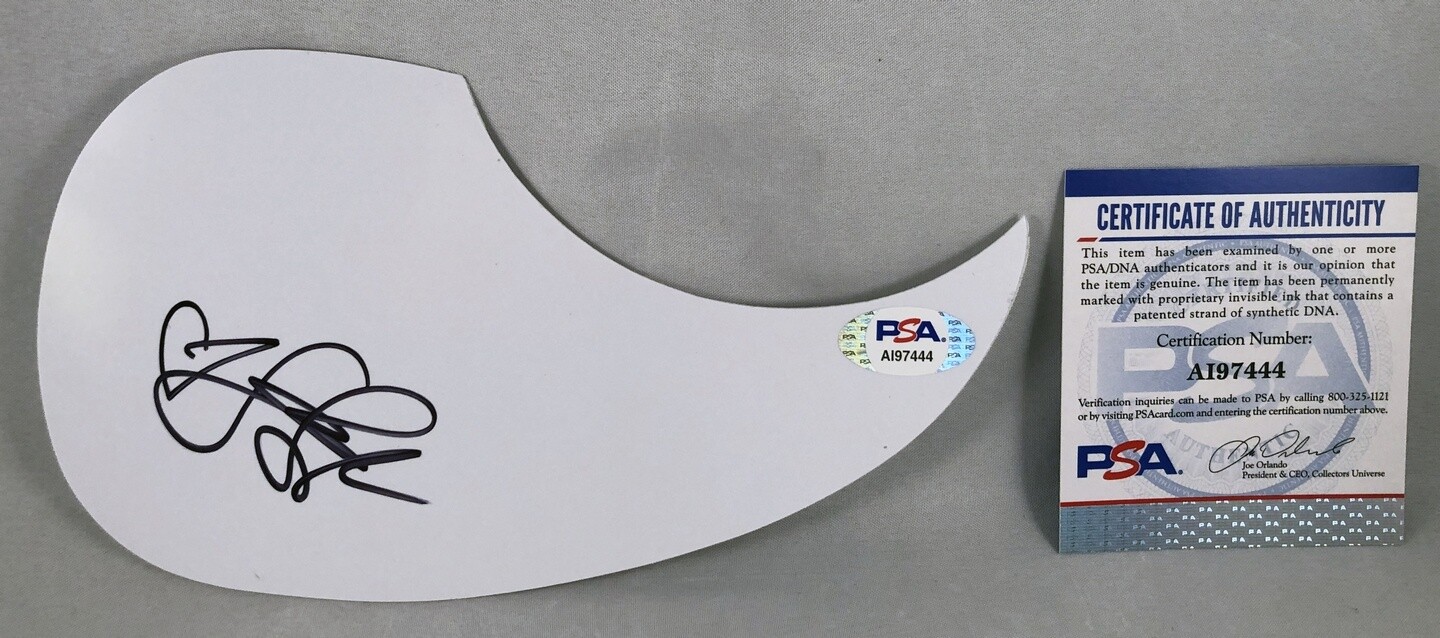 Lisa Loeb Autographed Acoustic PickGuard PSA/DNA COA