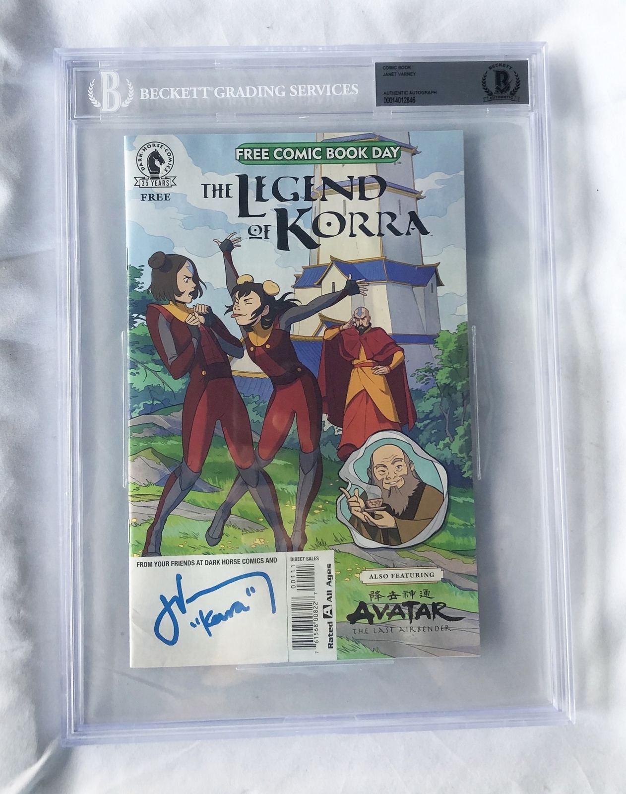 Janet Varney Signed Comic Book Beckett BAS Avatar The Legend of Korra 1 COA